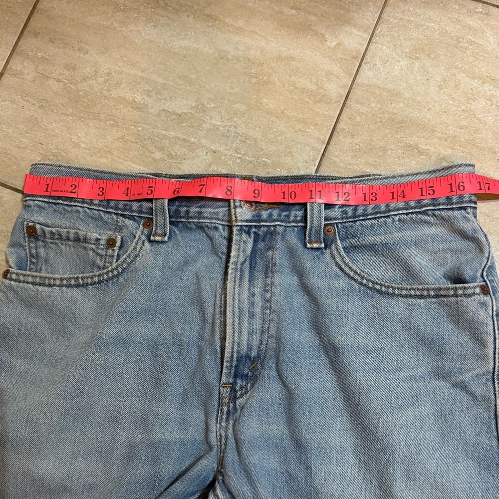 Levi’s Women 505 cut-off jean shorts W33, L30 - Picture 9 of 12
